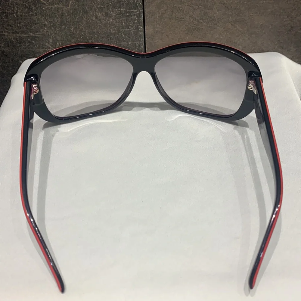 Diesel Sunglasses with box - Picture 7 of 11